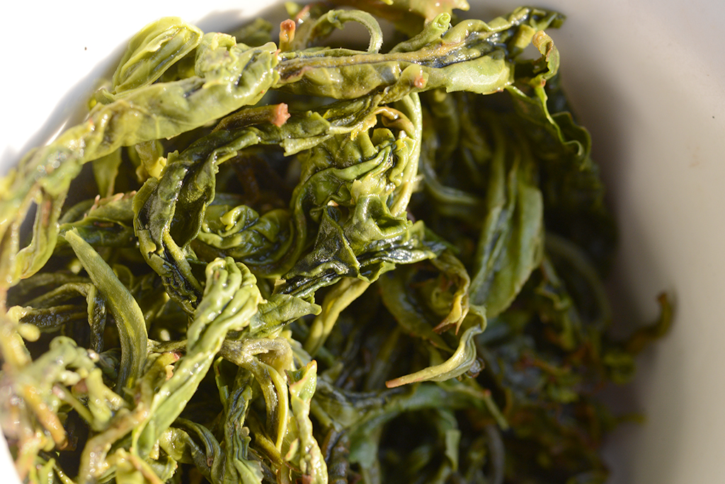 Bi Hai Bai Hao kora tavaszi zöld yunnani kínai zöld tea